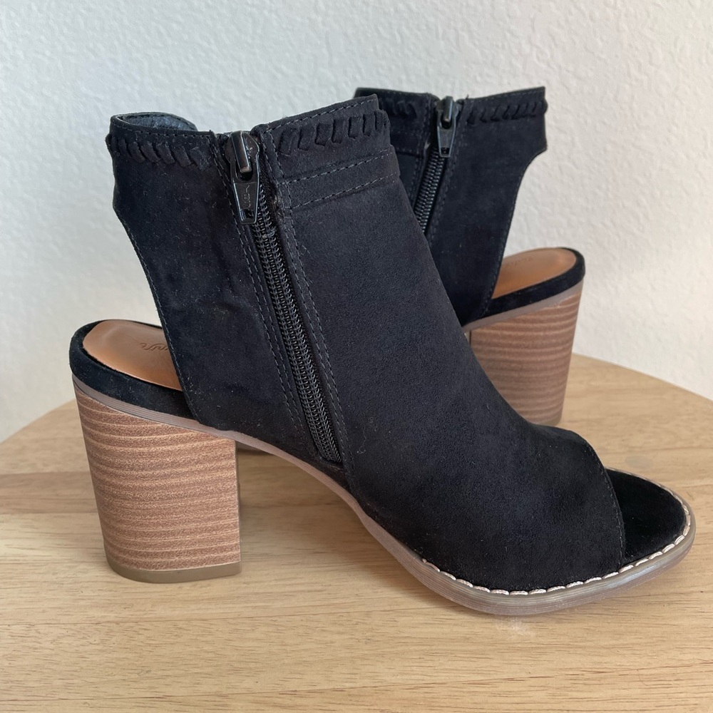 Universal Thread Open Toe Heeled Bootie - image 7